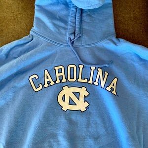 North Carolina Sweatshirt!
Unisex. Size Small-Medium.